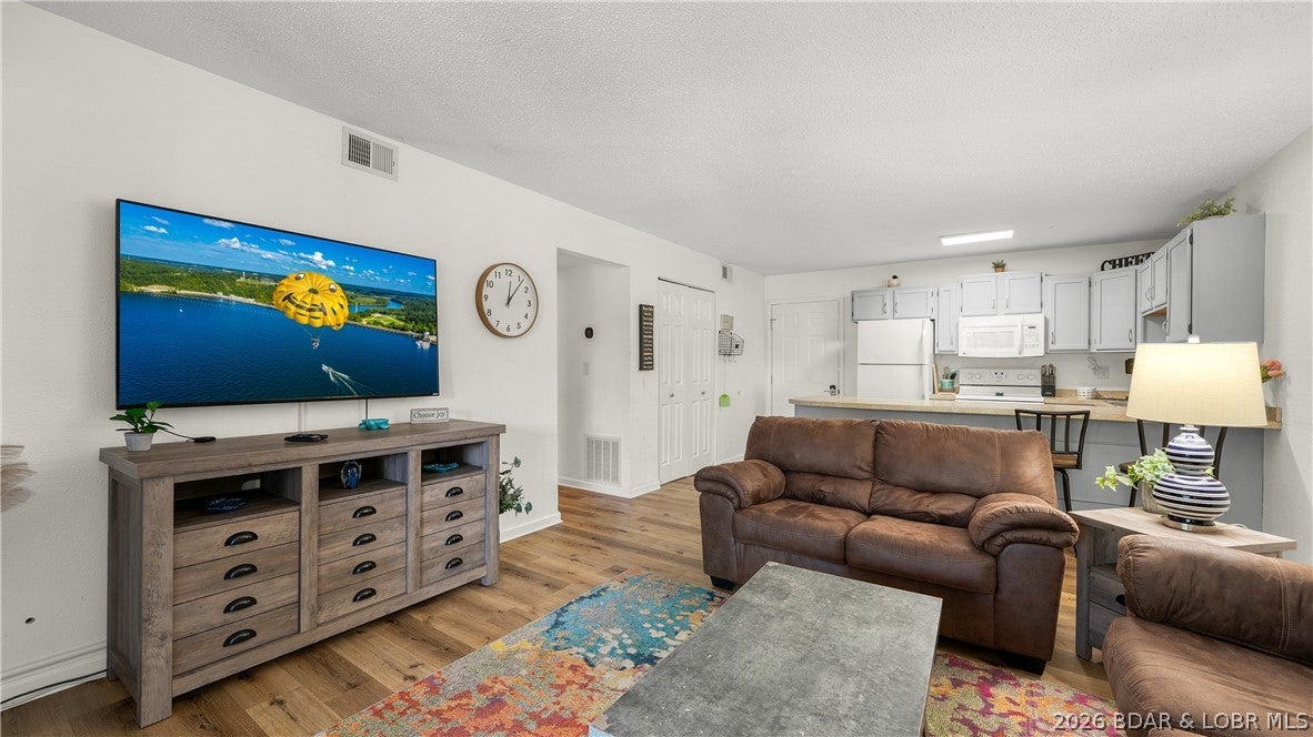 Southwood Shores Condominium - Residential