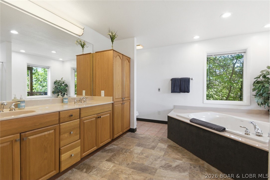 Tan-Tar-A Estates - Residential