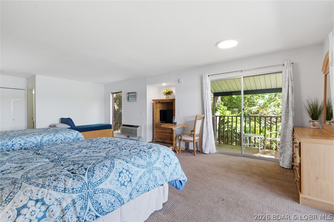 Tan-Tar-A Estates - Residential