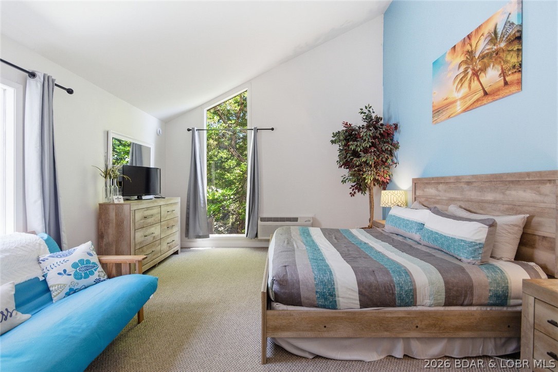 Tan-Tar-A Estates - Residential