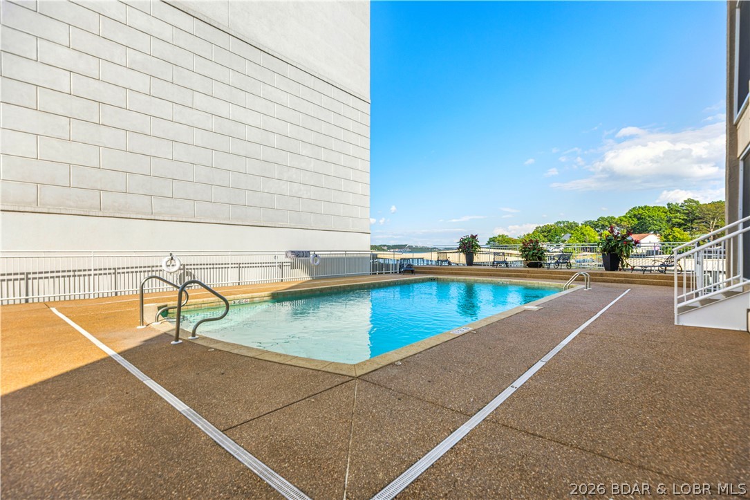 Majestic Pointe Condominium - Residential