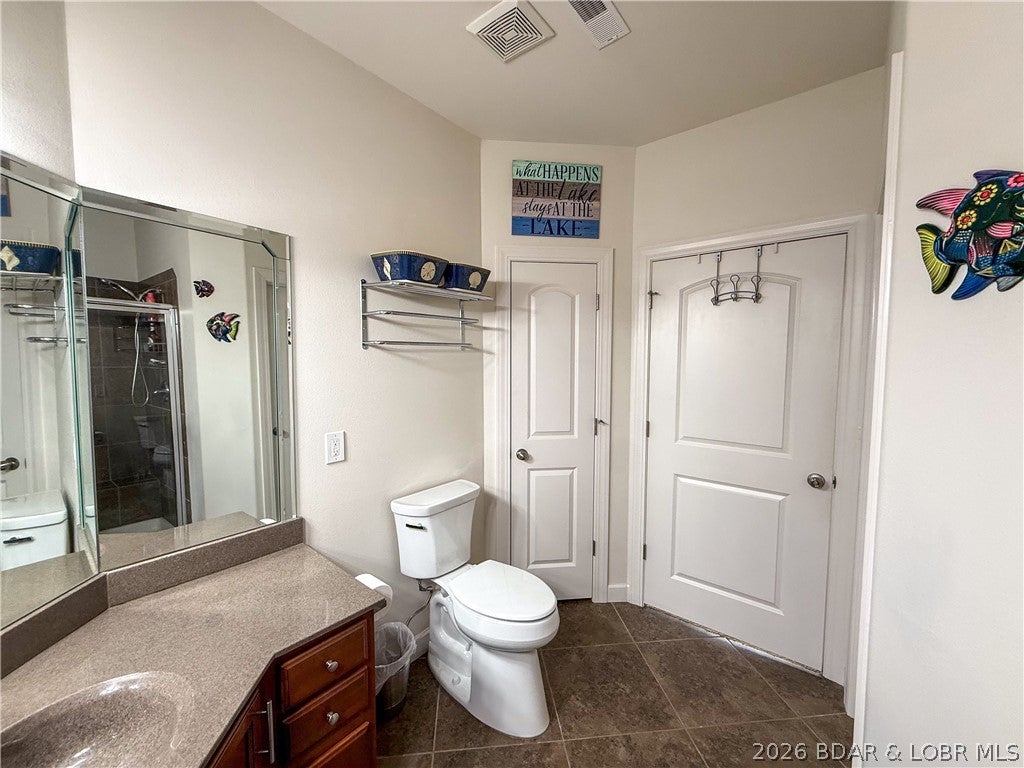 Sunset Palms Condominium - Residential