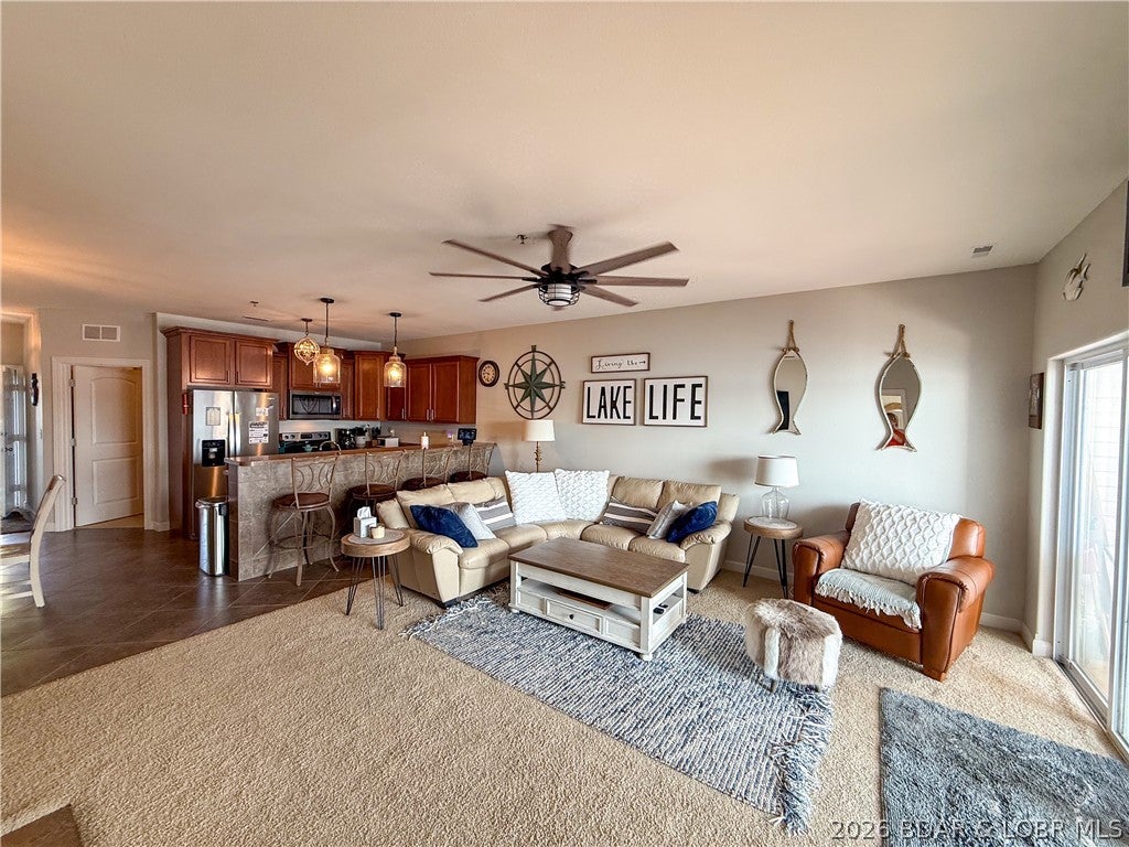 Sunset Palms Condominium - Residential