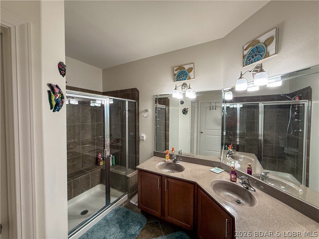 Sunset Palms Condominium - Residential
