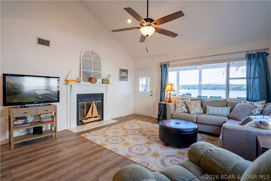 Breakwater Bay Club Condo - Residential