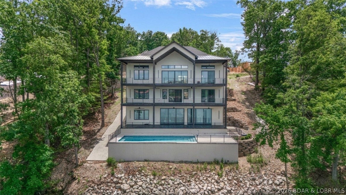 Eagles Cove - Residential