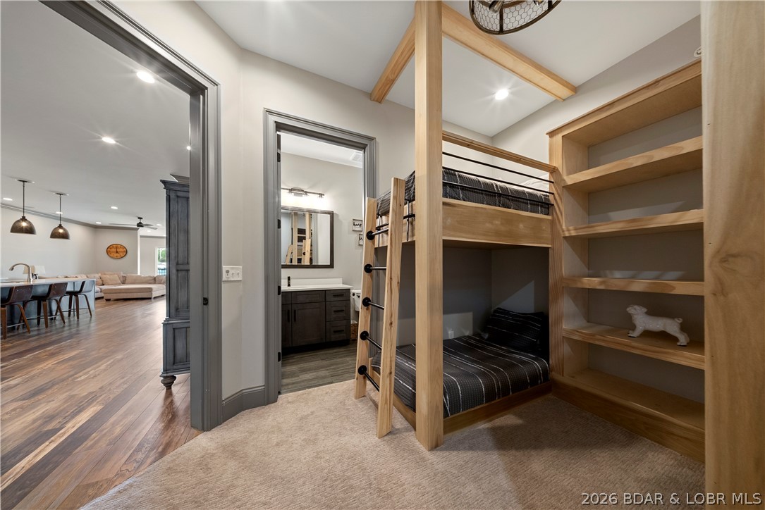 The Hamptons Condominium - Residential