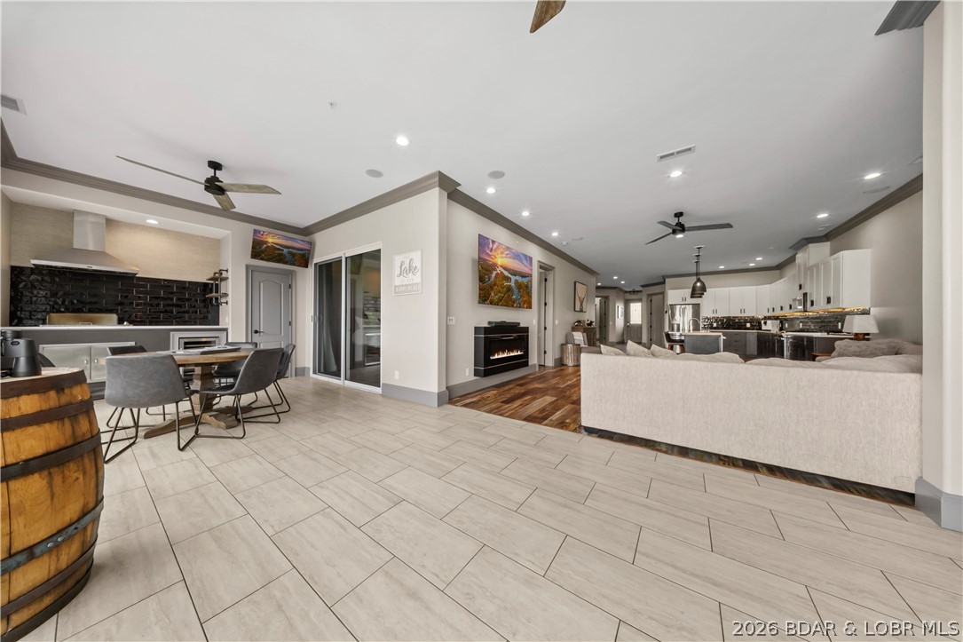 The Hamptons Condominium - Residential