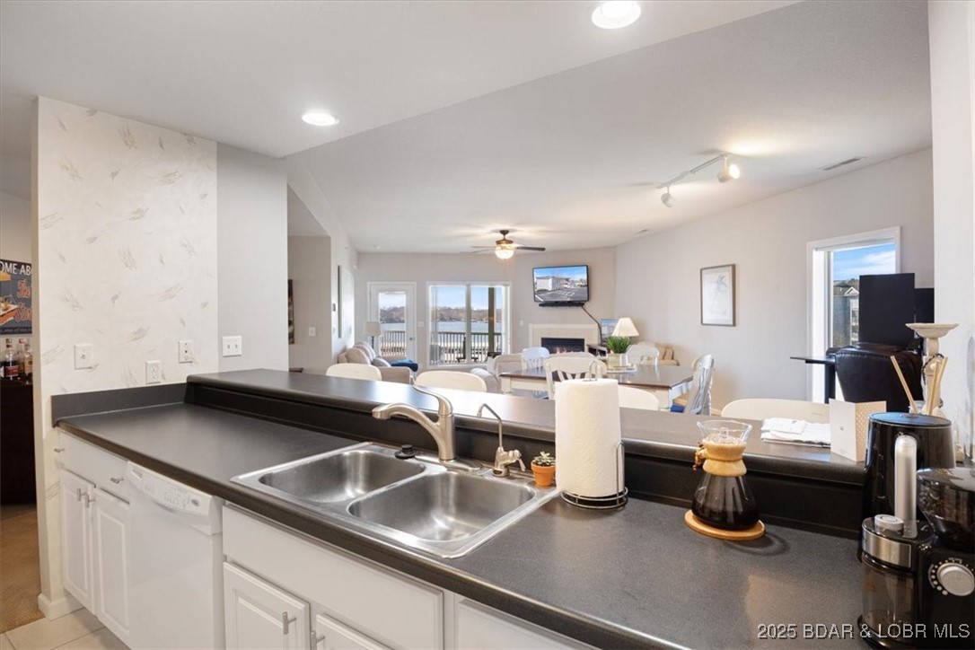 Regatta Bay Condominium - Residential