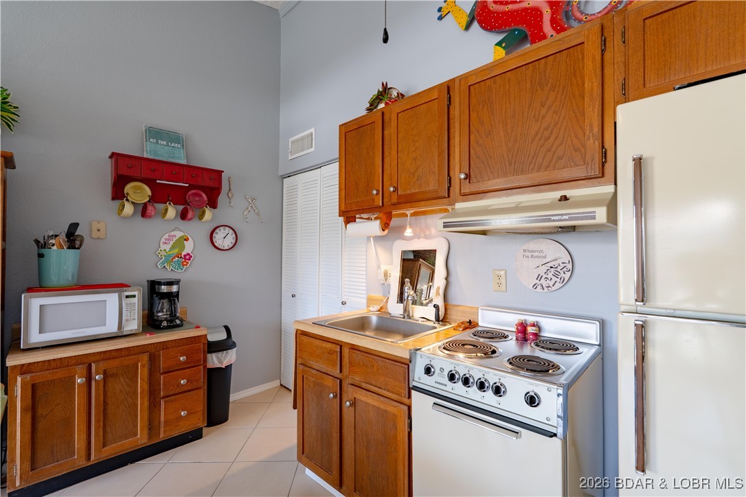 Southwood Shores Condominium - Residential