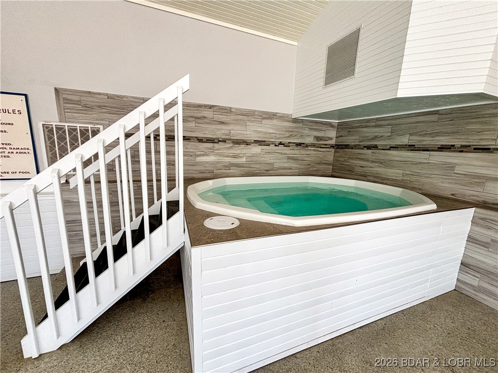 Southwood Shores Condominium - Residential
