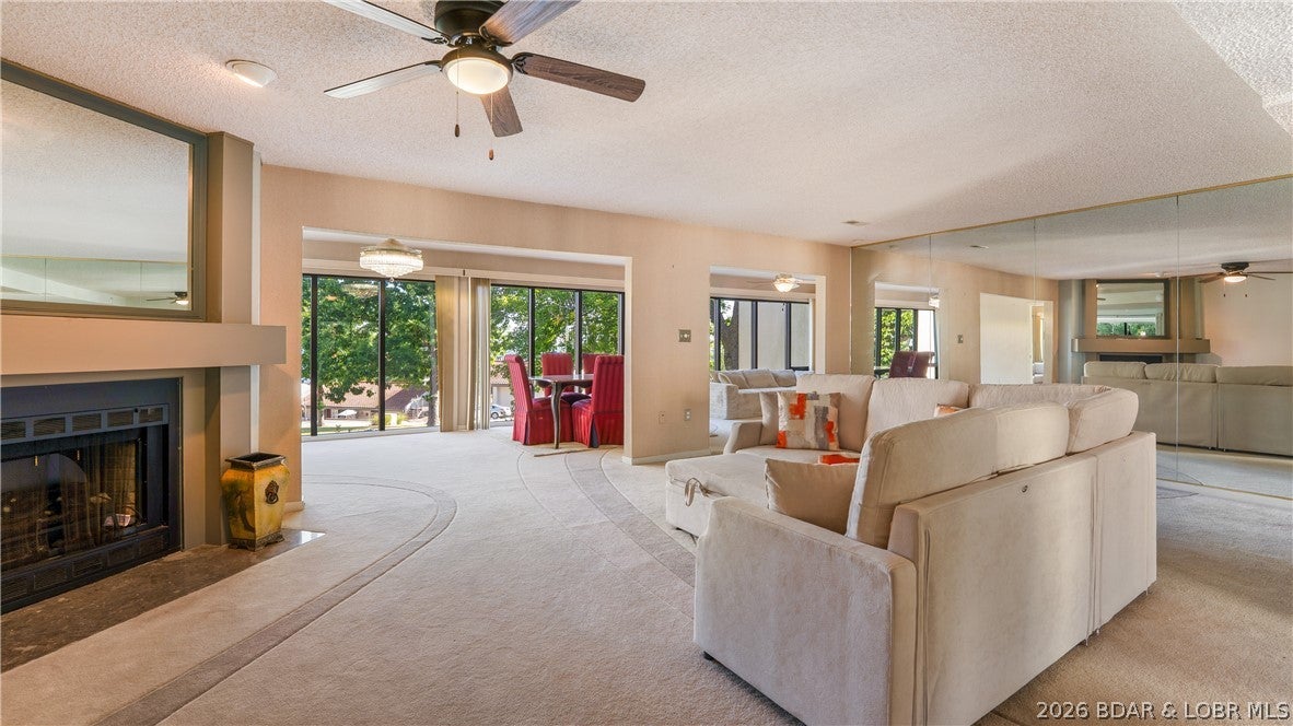 Four Seasons Racqt-Cntry Club - Residential