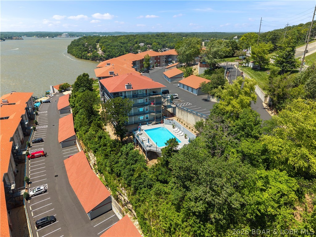 Palisades Condominium - Residential