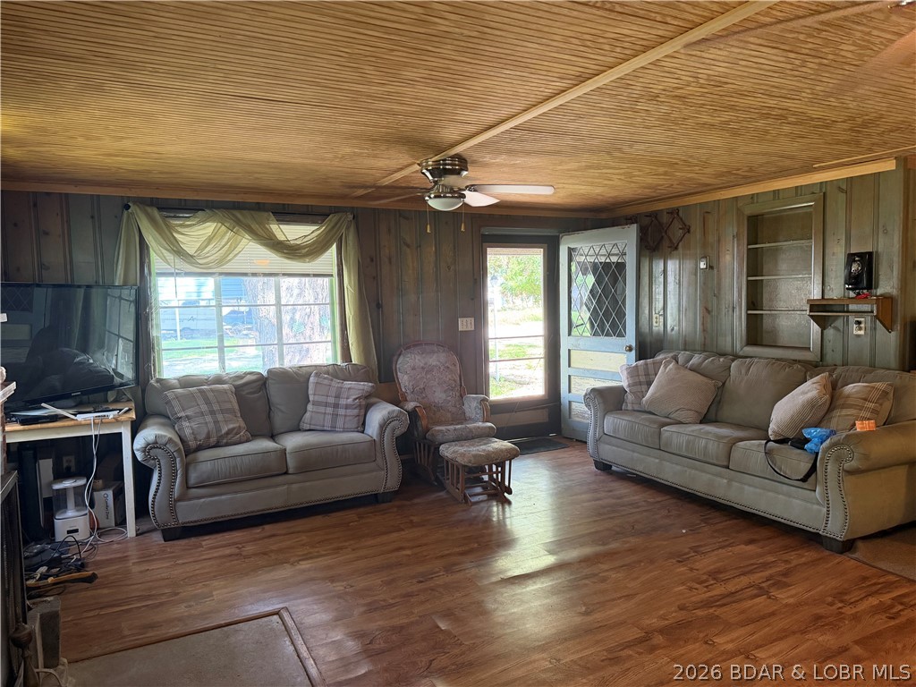 Lazy Acres - Residential