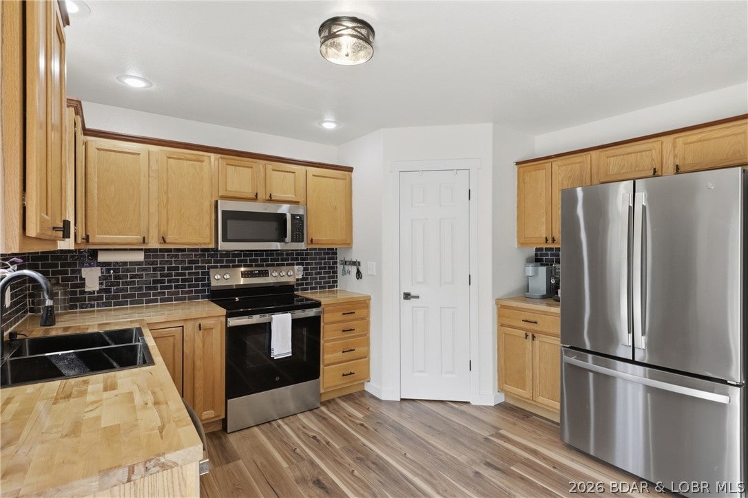 Saddle Ridge - Residential