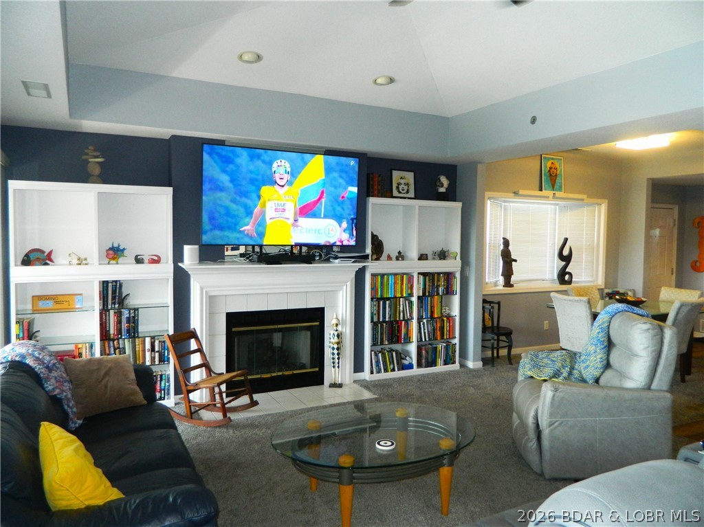 Palisades Condominium - Residential