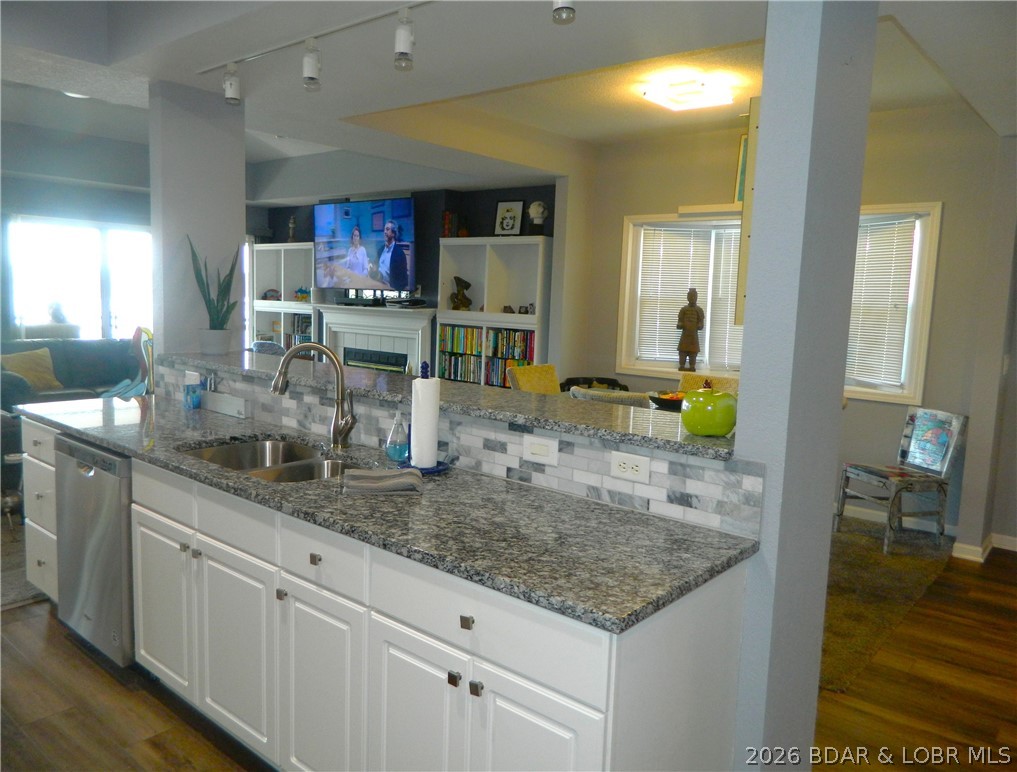 Palisades Condominium - Residential