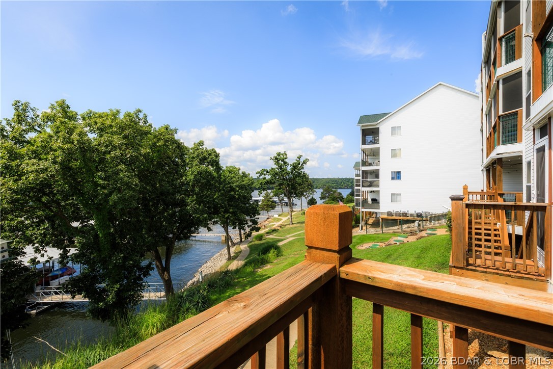 Park Place On The Lake - Residential