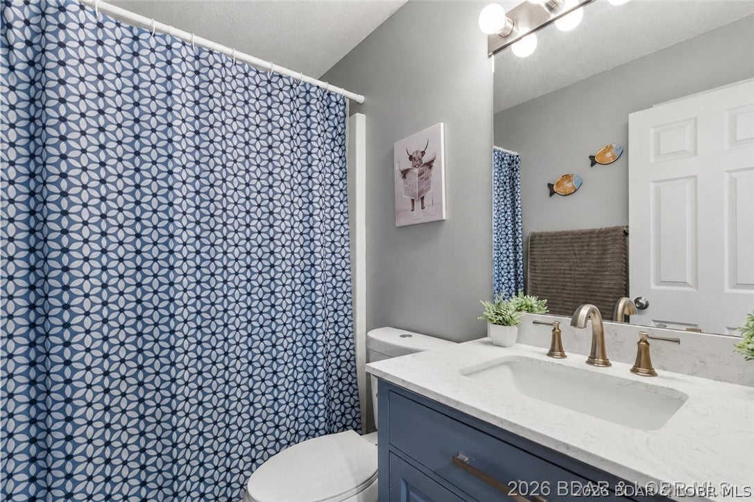 Indian Pointe Condominium - Residential
