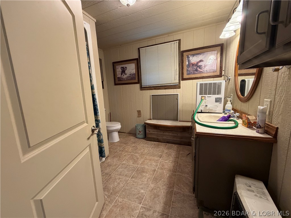 Paradise Point Beach Unit 2 First Add - Residential