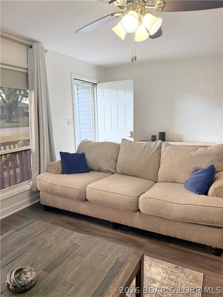 El Donna - Residential