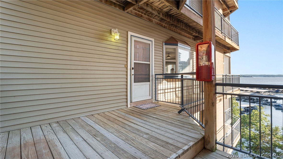 Palisades Condominium - Residential