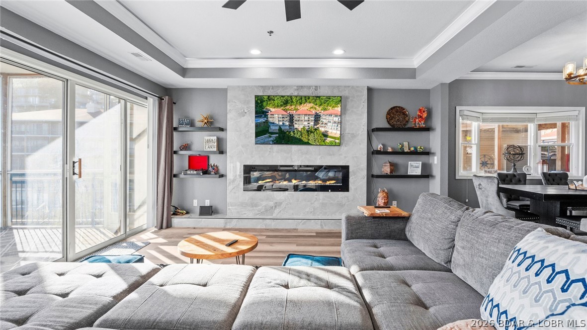 Palisades Condominium - Residential