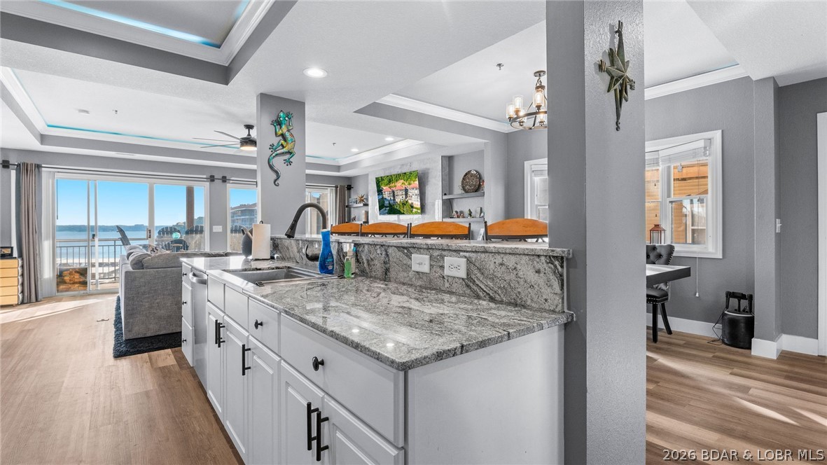 Palisades Condominium - Residential