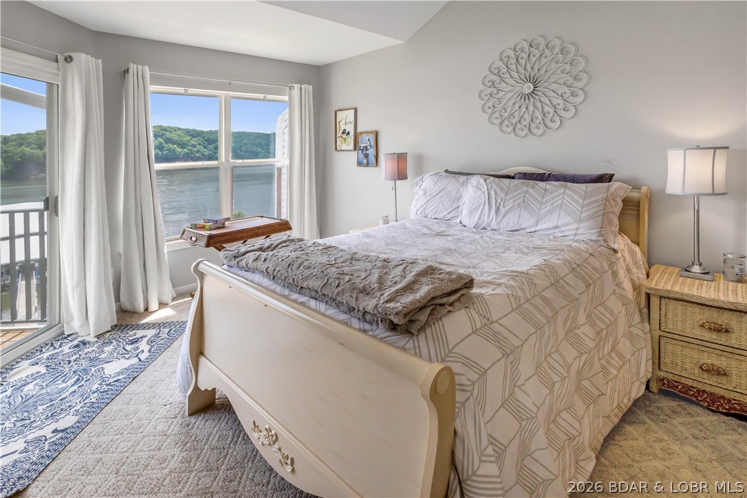 Park Place On The Lake - Residential
