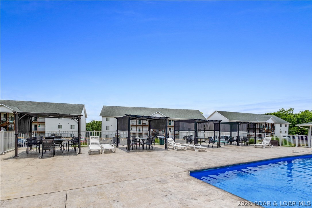 Park Place On The Lake - Residential