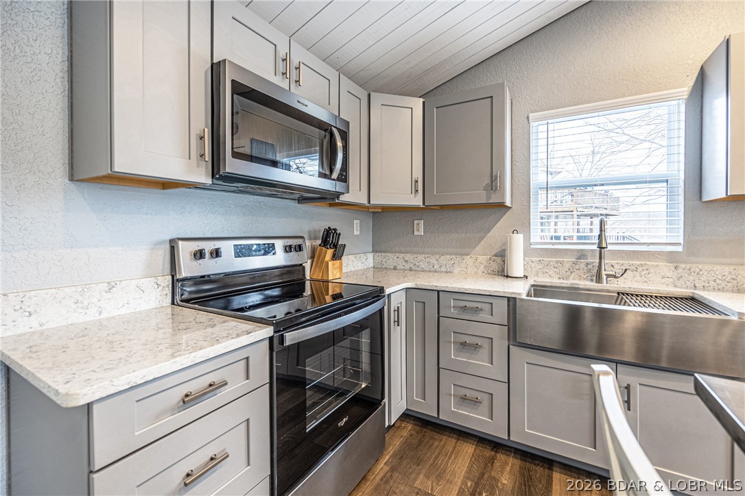 Duncans Point - Residential