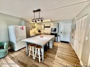 Southwood Shores Condominium - Residential