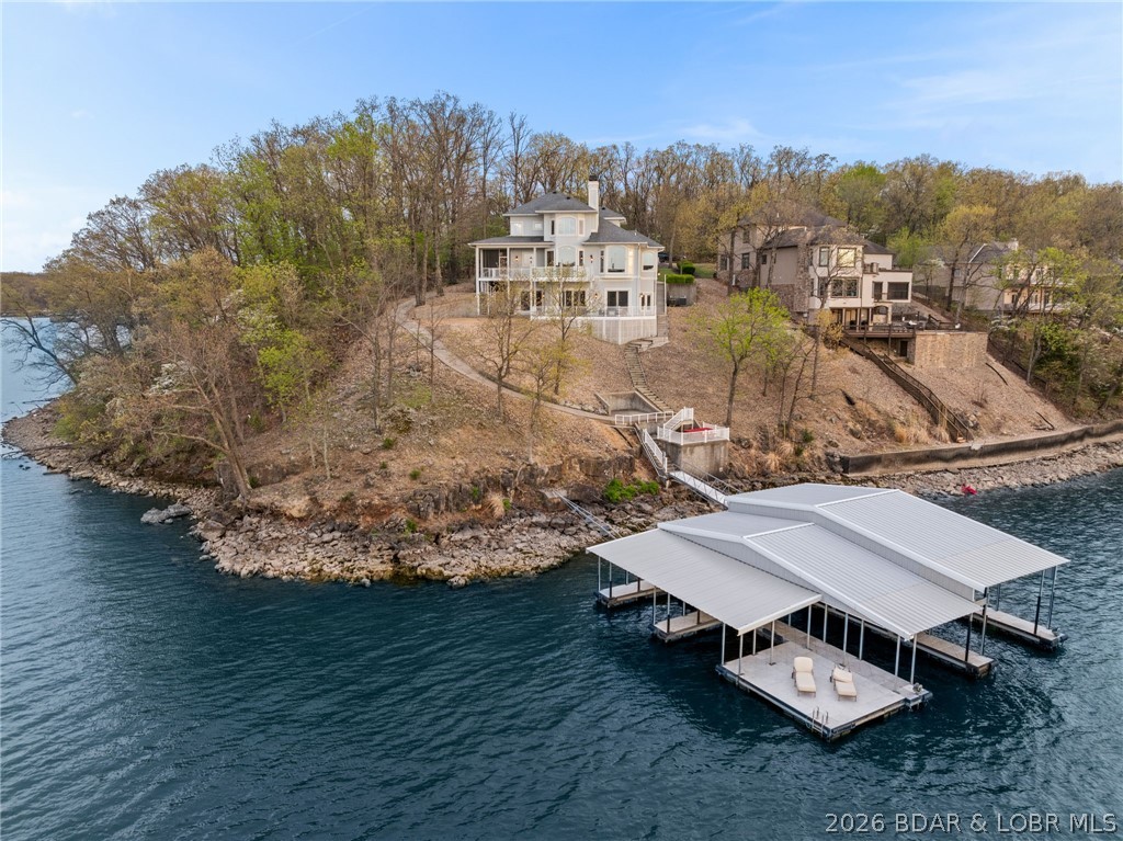 Grand Point - Residential