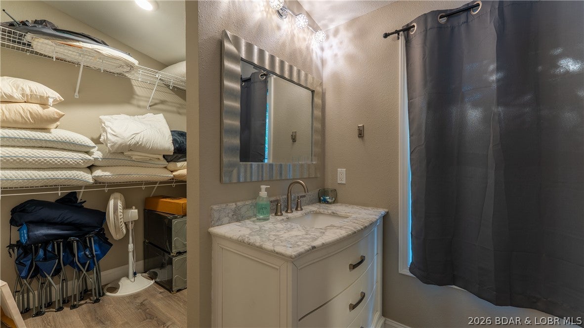 Peninsula Towne Homes Condo - Residential