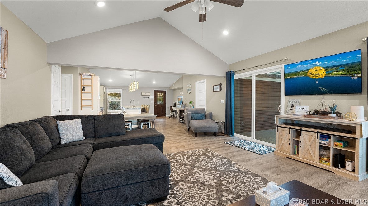 Peninsula Towne Homes Condo - Residential