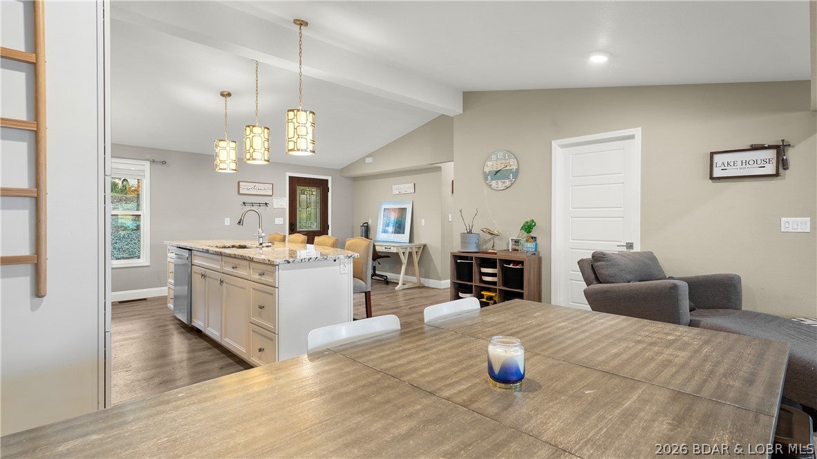 Peninsula Towne Homes Condo - Residential