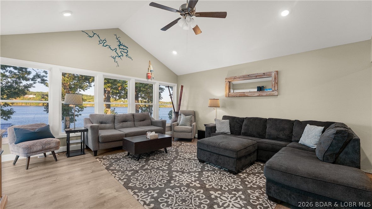 Peninsula Towne Homes Condo - Residential