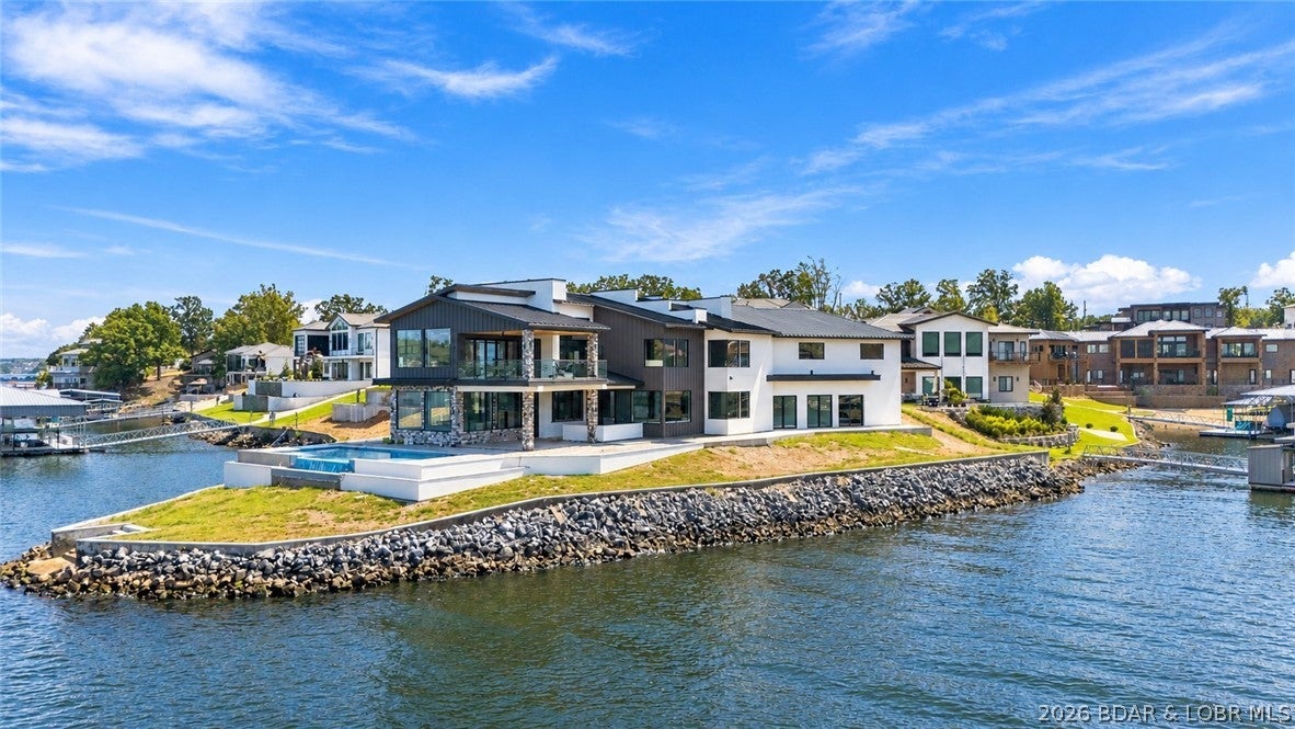 Shooters 21 - Residential