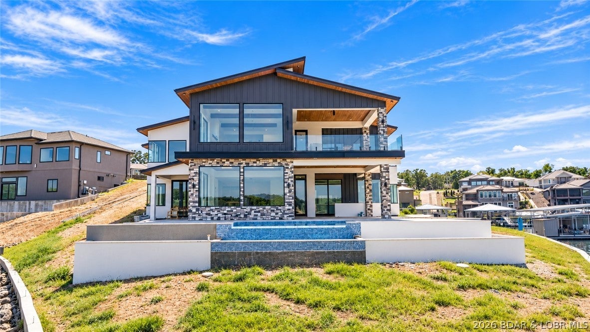 Shooters 21 - Residential