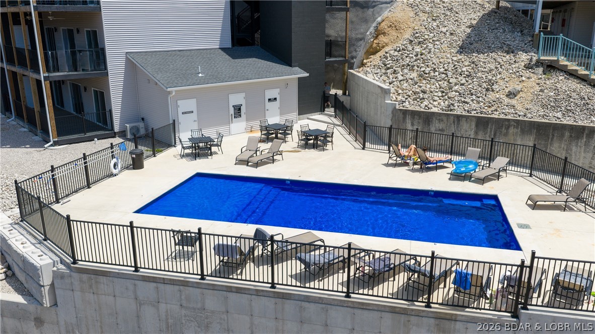 Highland Shores Condominium - Residential