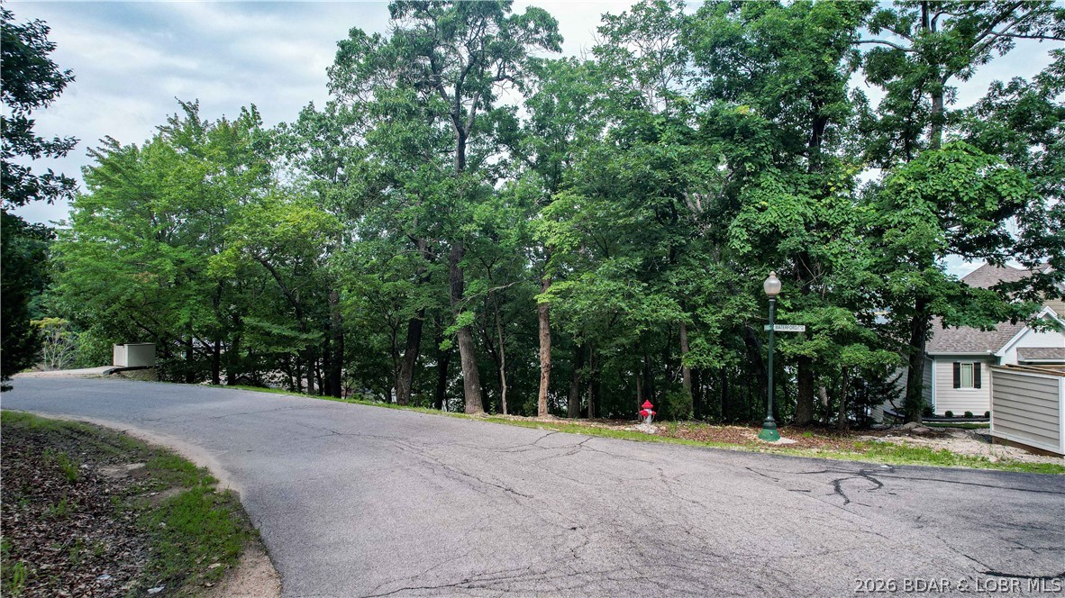 Grand Point - Land