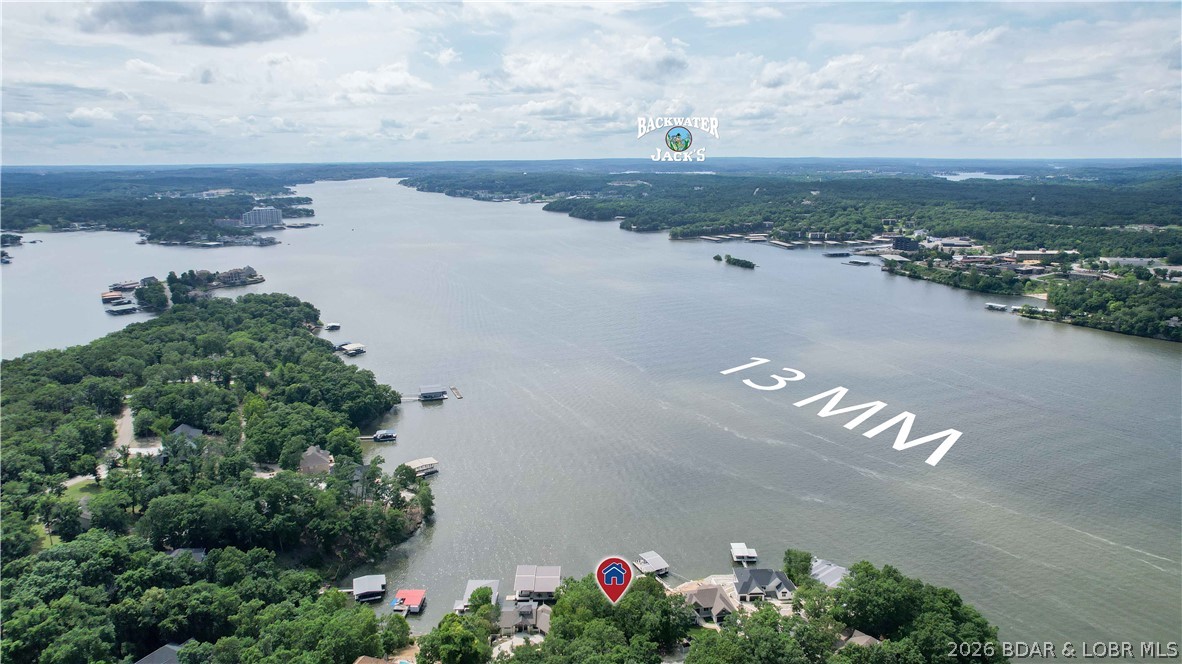Grand Point - Land