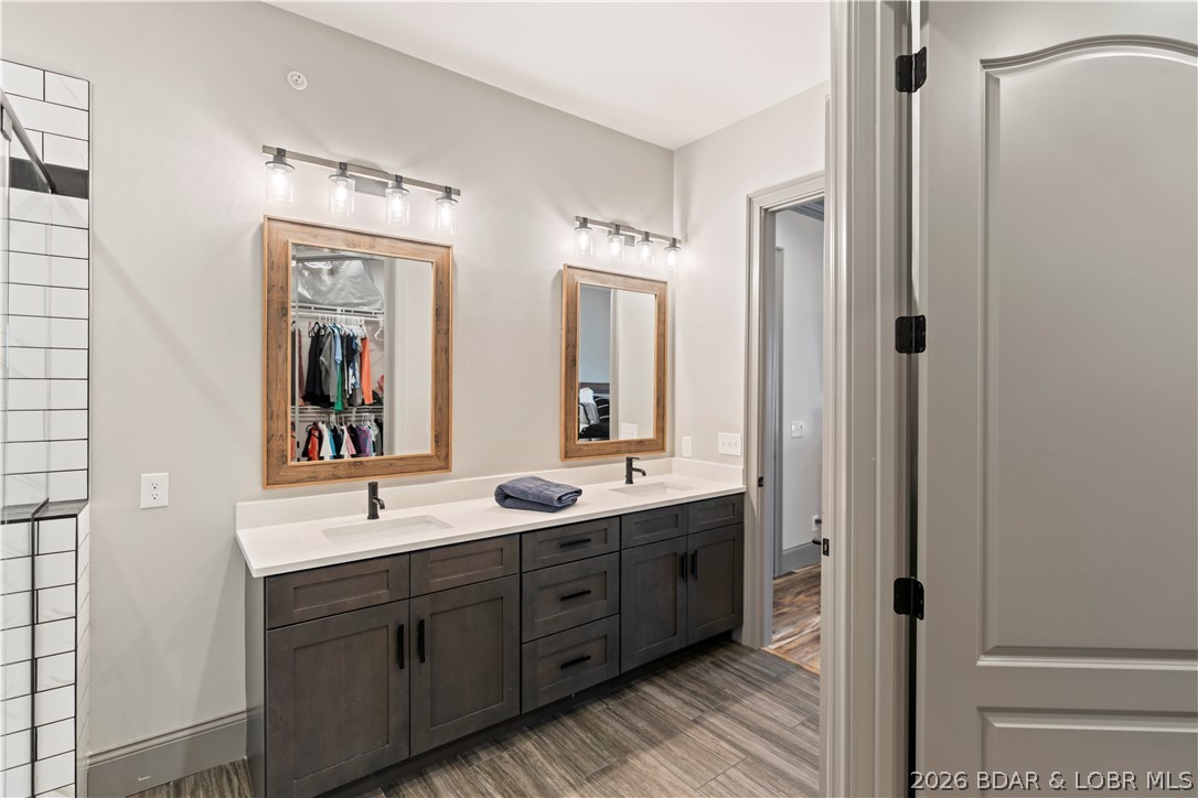 The Hamptons Condominium - Residential