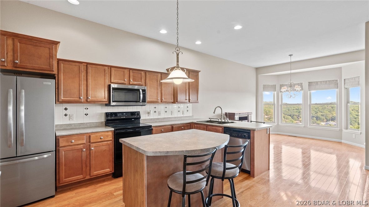 Villas at Shores of Camelot - Residential