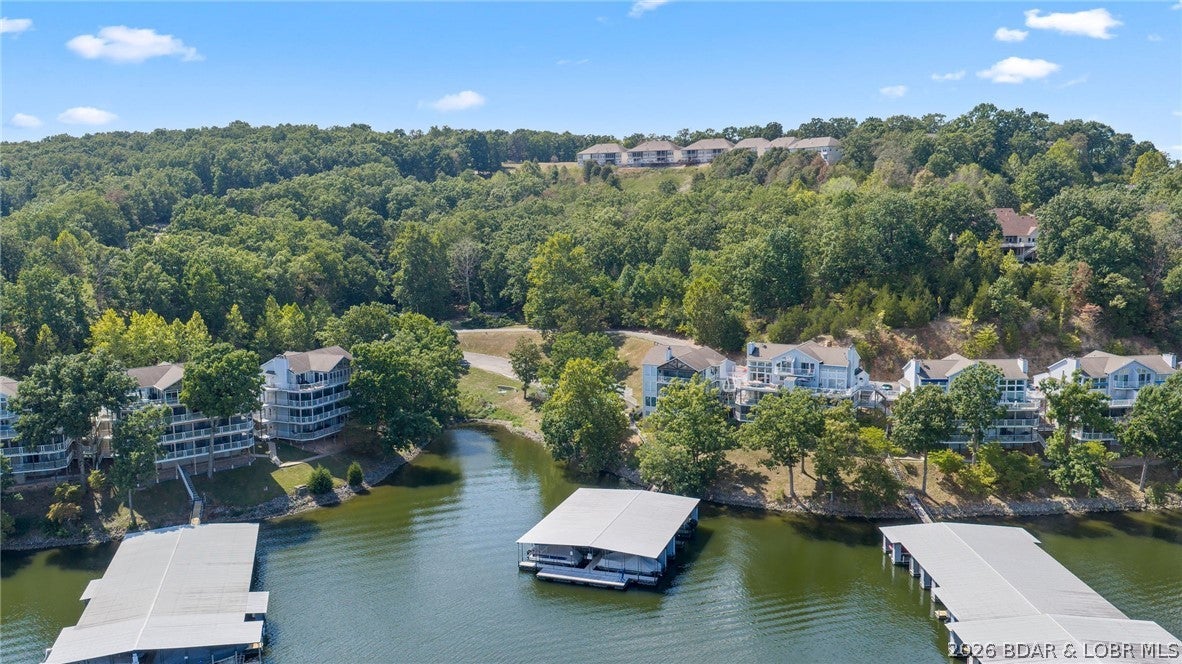 Villas at Shores of Camelot - Residential