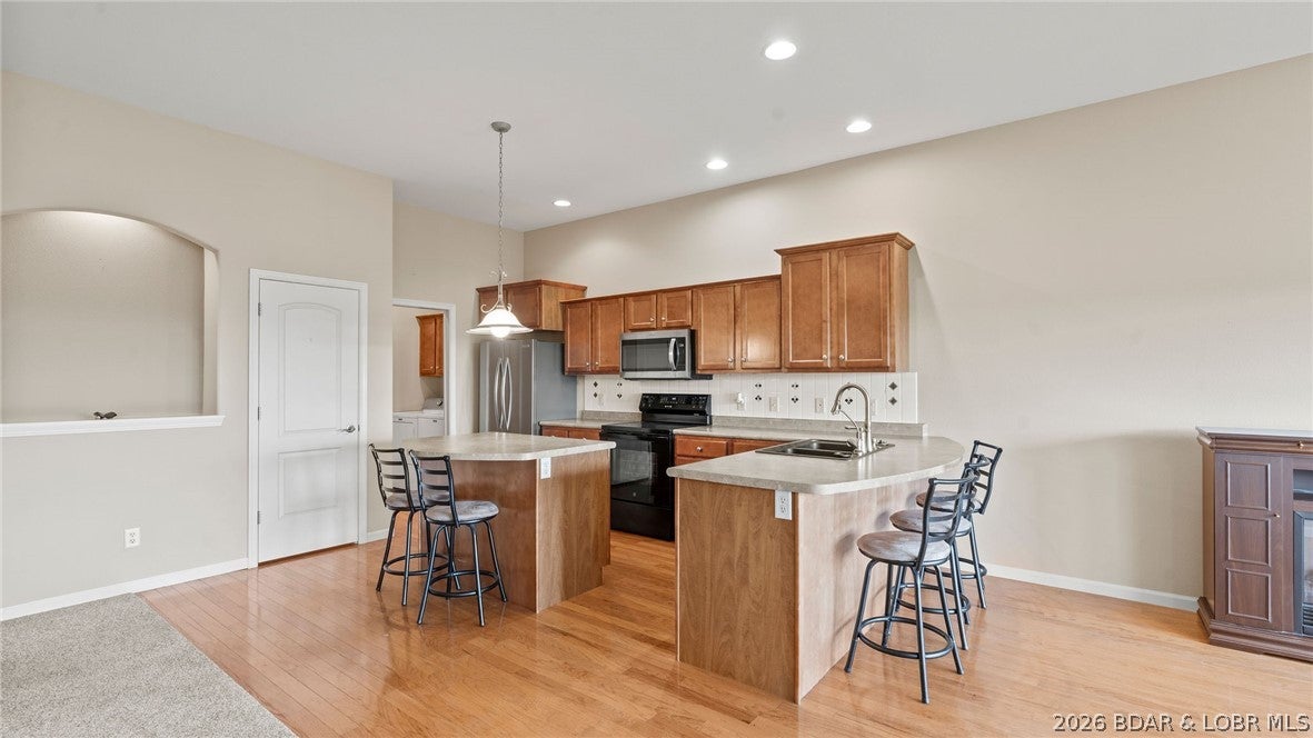 Villas at Shores of Camelot - Residential