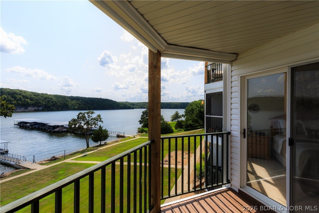 Park Place On The Lake - Residential