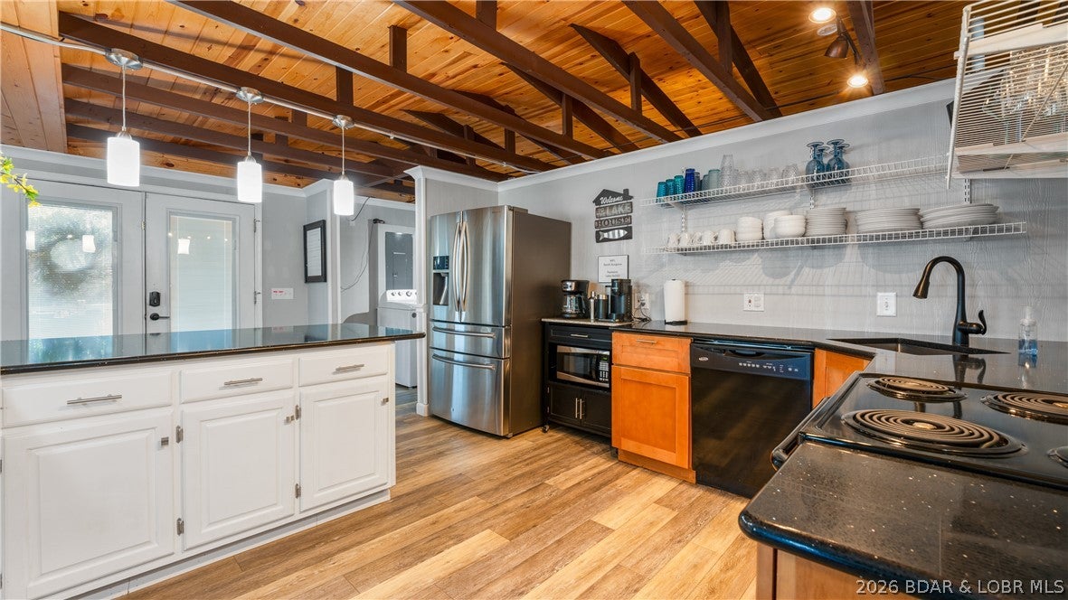 Hacketts Dis-l-do - Residential