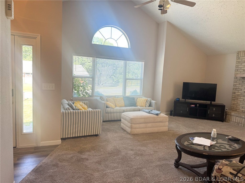 Niangua Hill - Residential