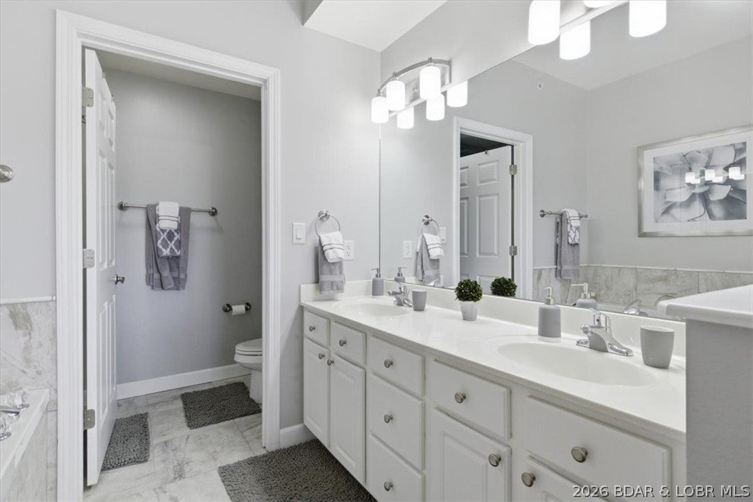 Fountainview Landing, A Condo - Residential
